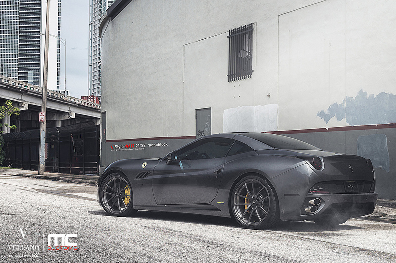 2013 Ferrari California photo