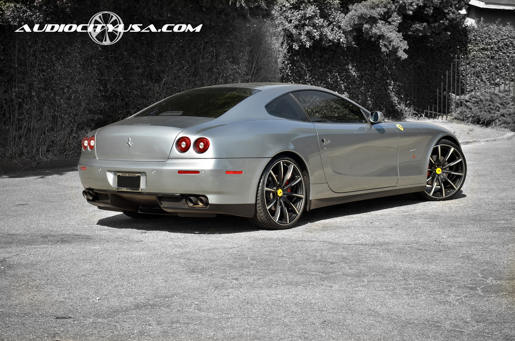 2010 Ferrari 612 Scaglietti photo