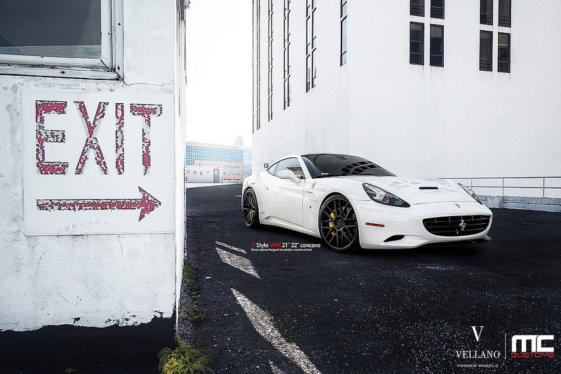 2012 Ferrari California photo