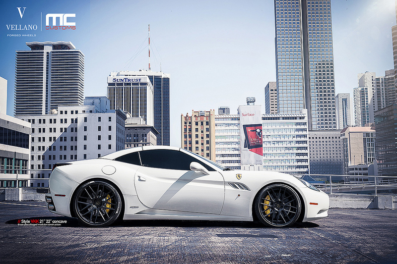 2012 Ferrari California photo