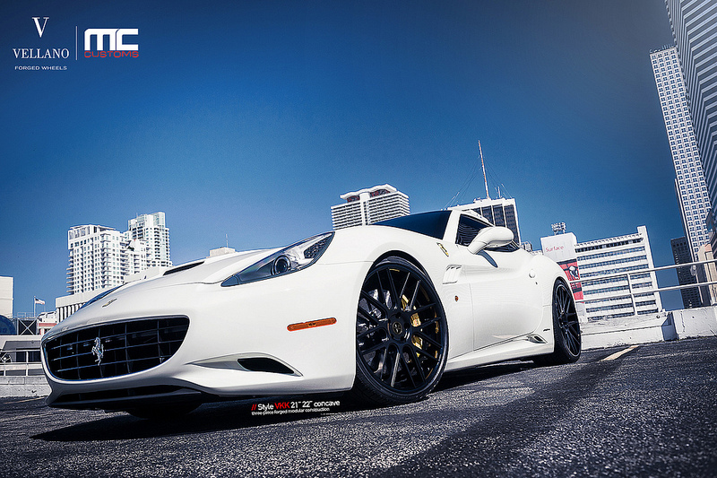 2012 Ferrari California photo