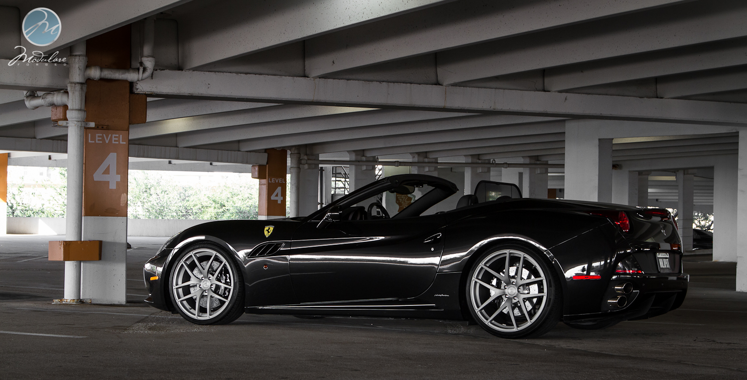 2013 Ferrari California photo
