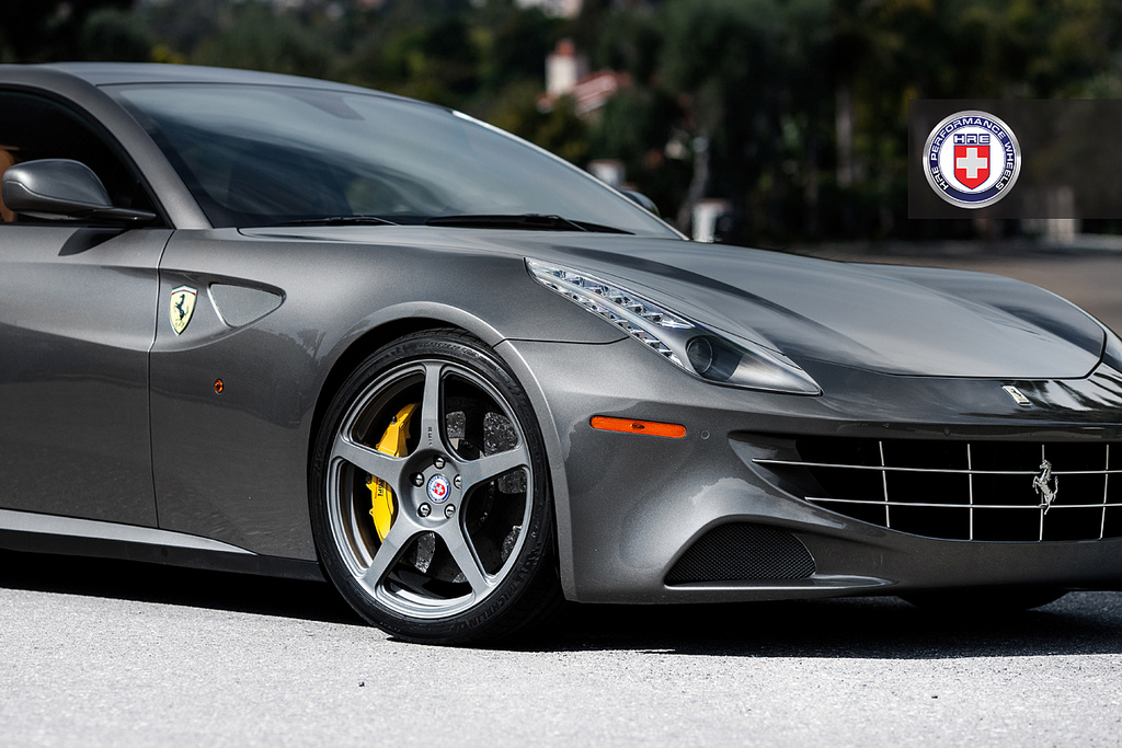 2012 Ferrari FF photo