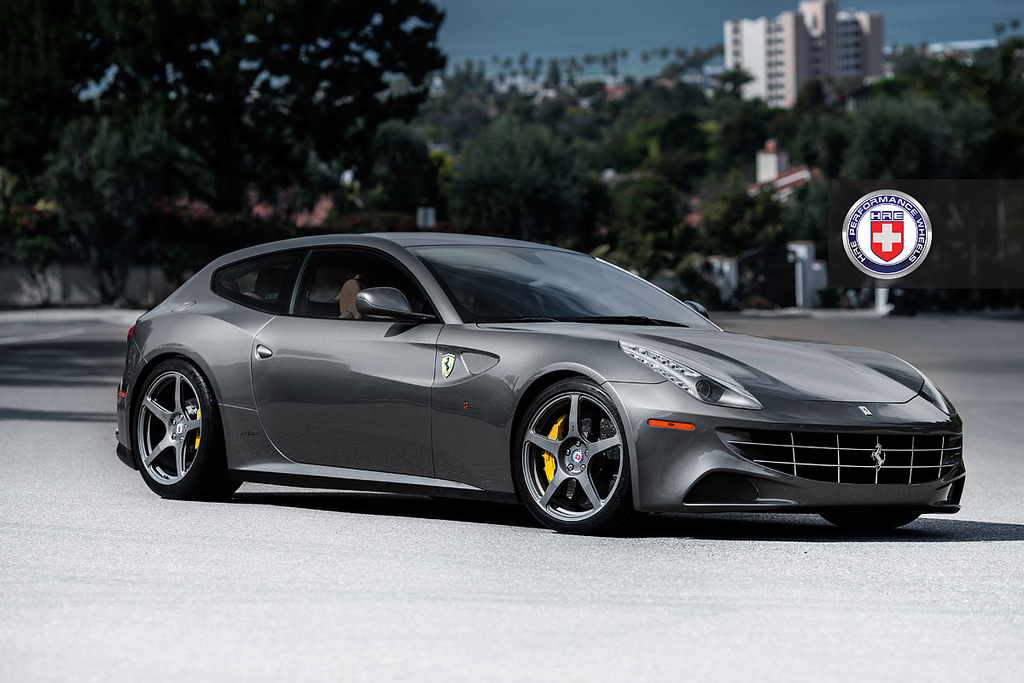 2012 Ferrari FF photo