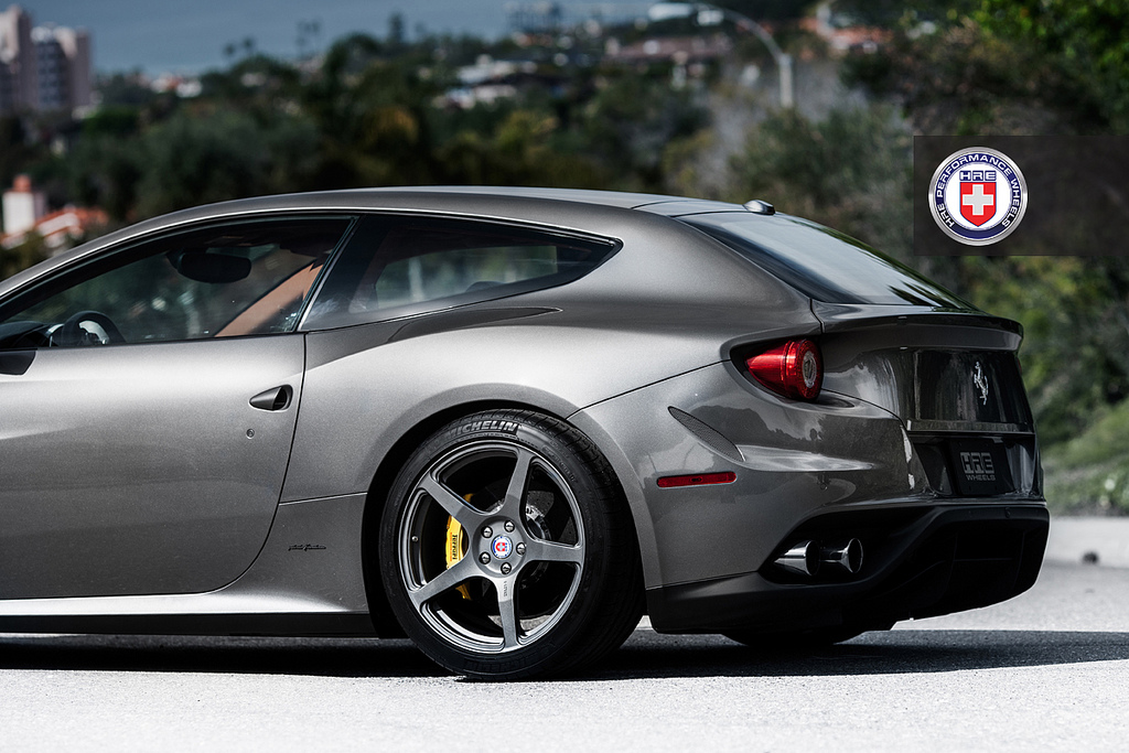 2012 Ferrari FF photo