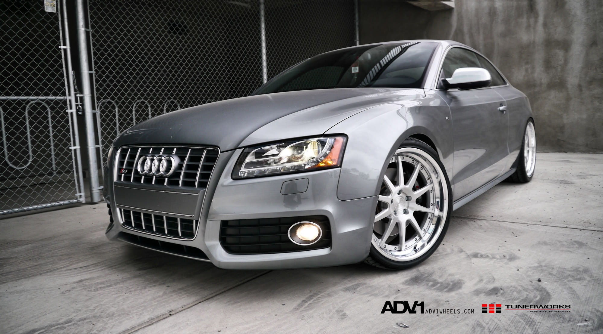 2011 Audi S5 photo