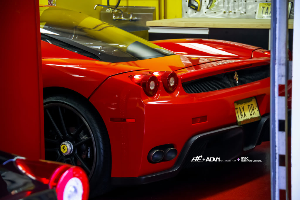 2003 Ferrari Enzo photo