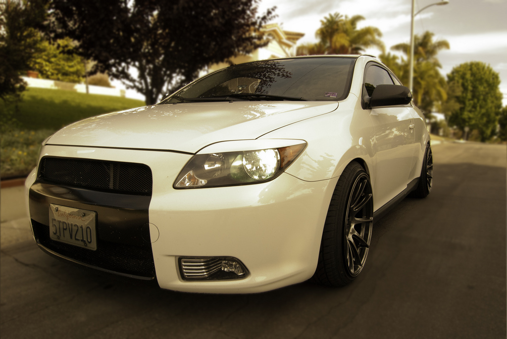 2010 Scion tC photo