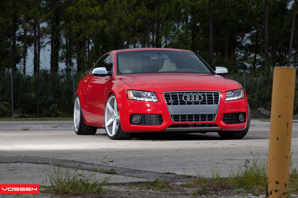 2011 Audi S5 photo