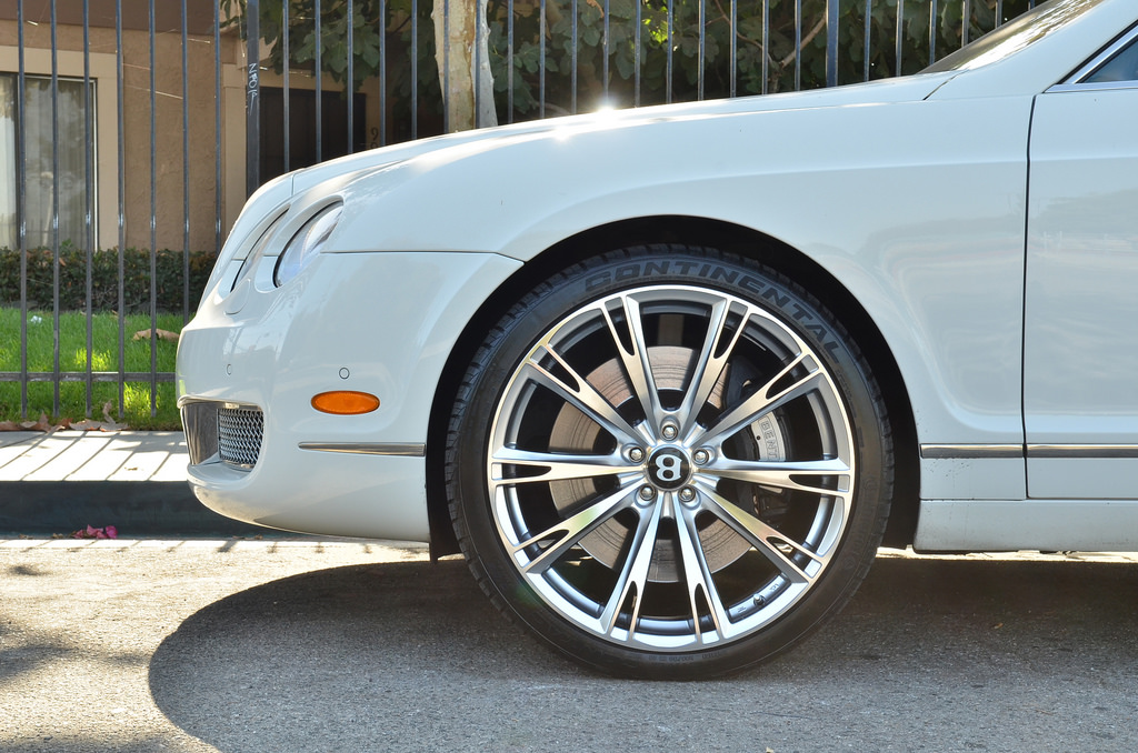 2007 Bentley Continental Flying Spur photo