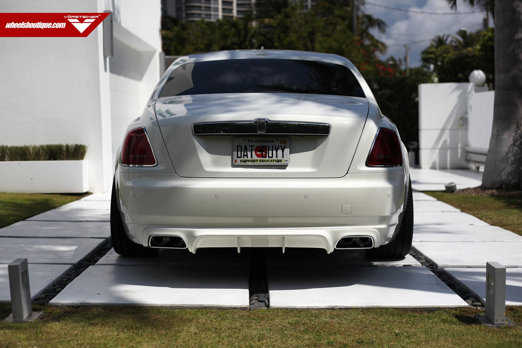 2014 Rolls-Royce Ghost photo