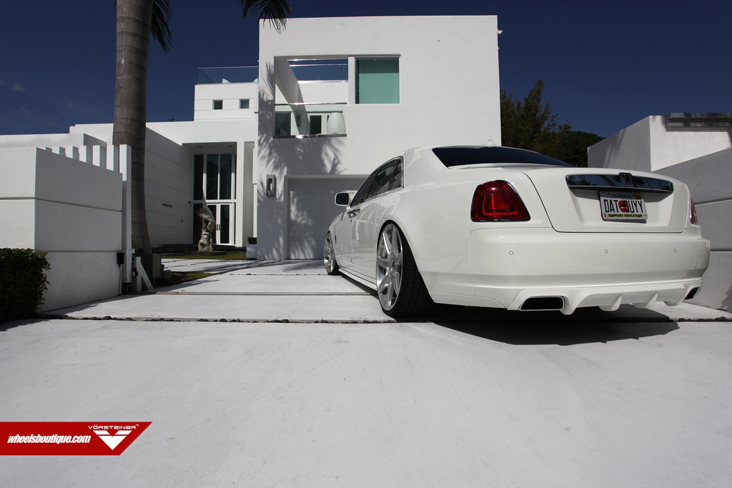 2014 Rolls-Royce Ghost photo