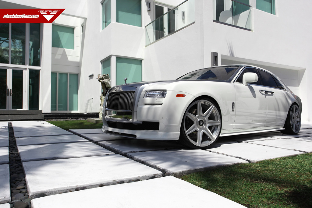 2014 Rolls-Royce Ghost photo