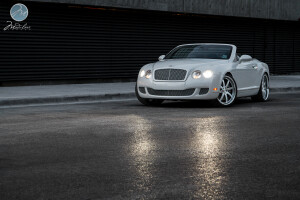 Bentley Continental GTC