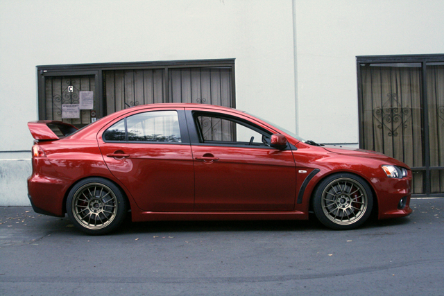 2008 Mitsubishi Lancer Evolution photo