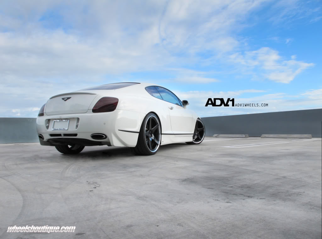 2010 Bentley Continental GT photo