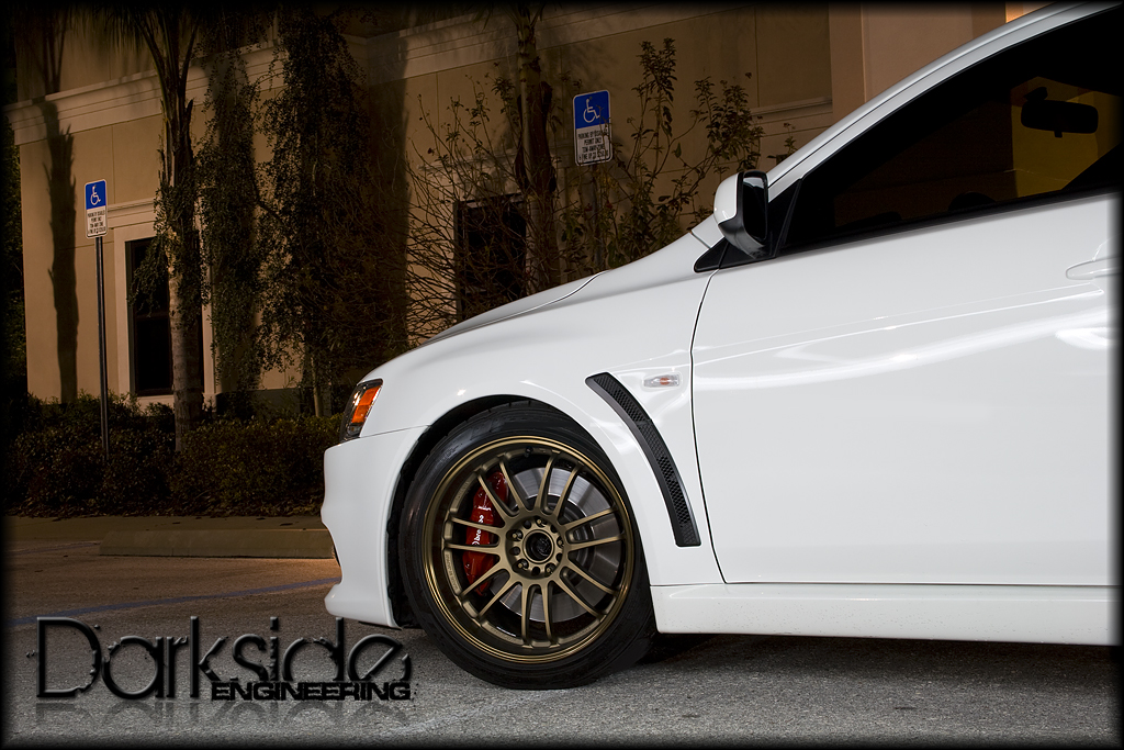 2008 Mitsubishi Lancer Evolution photo