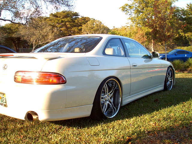 2000 Lexus  SC 400 photo