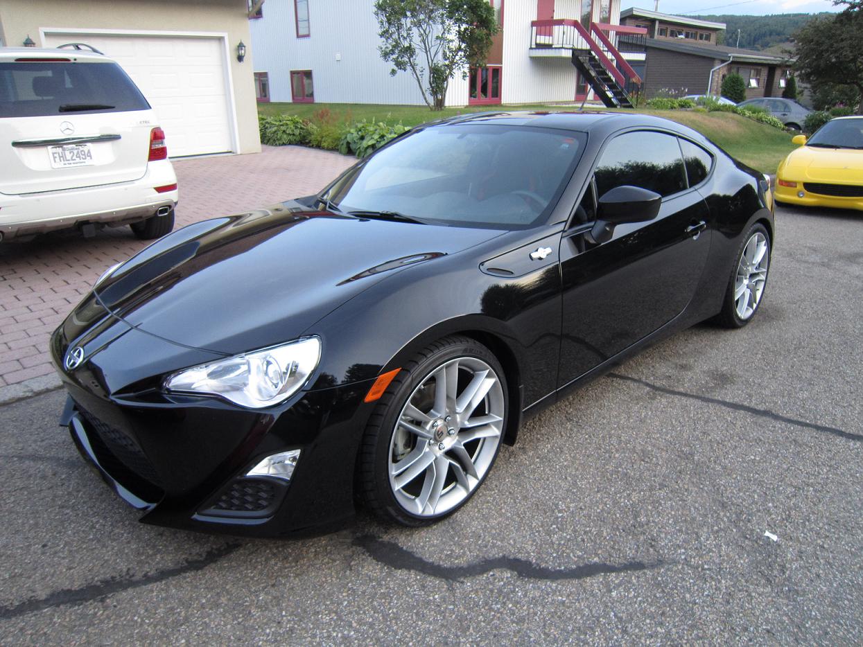 2013 Scion FR-S photo