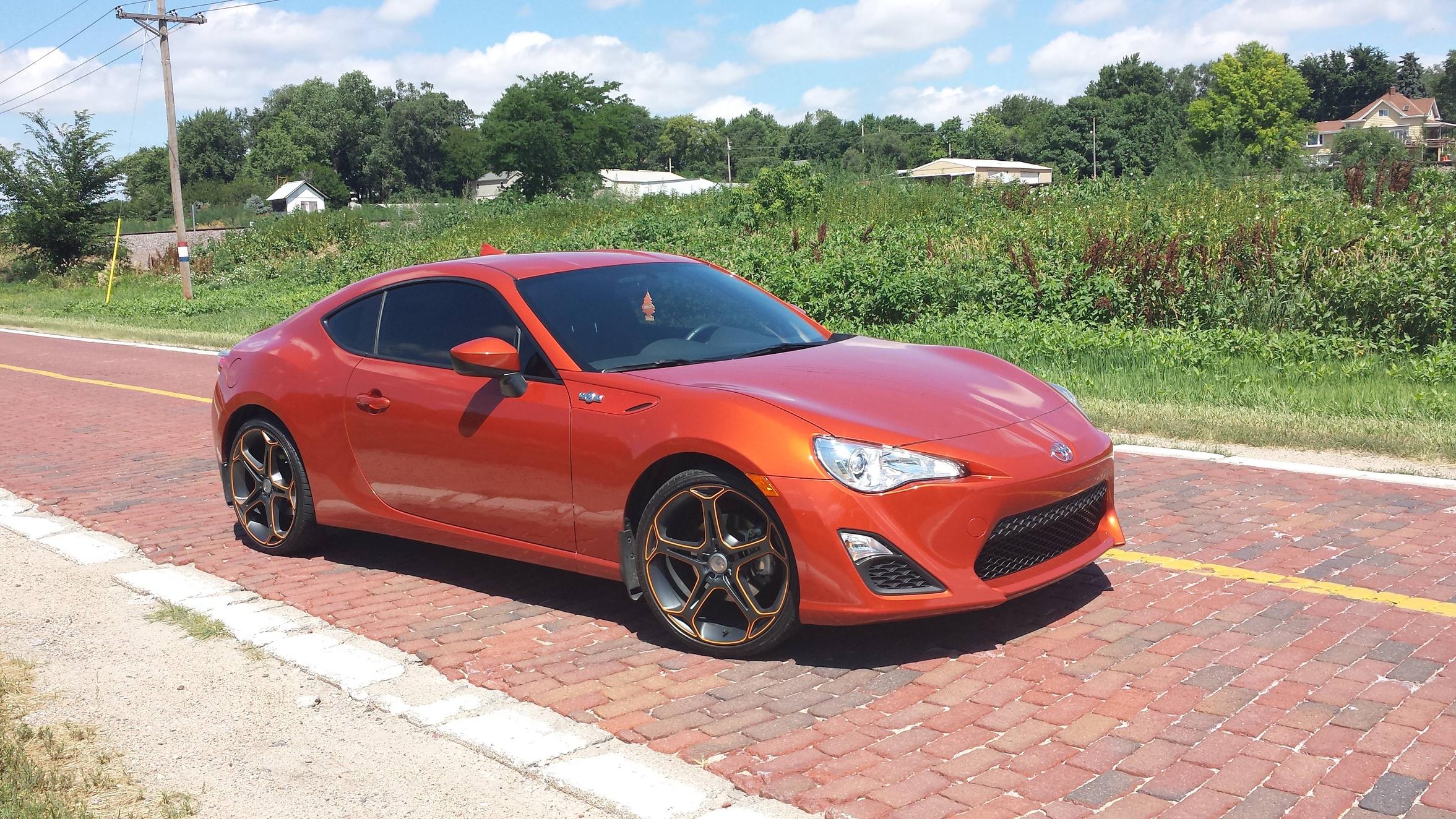 2013 Scion FR-S photo