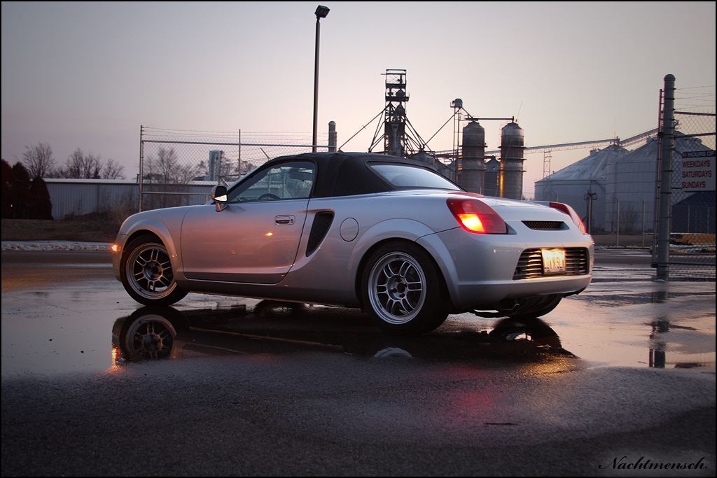 2002 Toyota MR2 Spyder photo