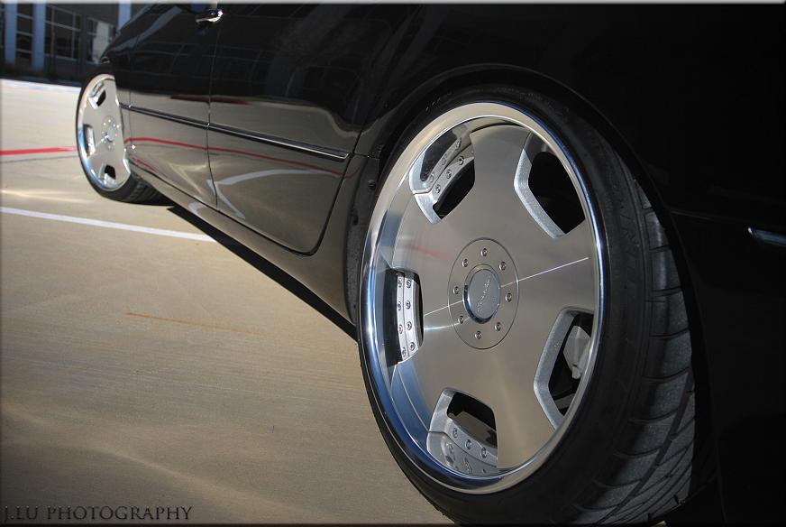 2001 Lexus LS 430 photo