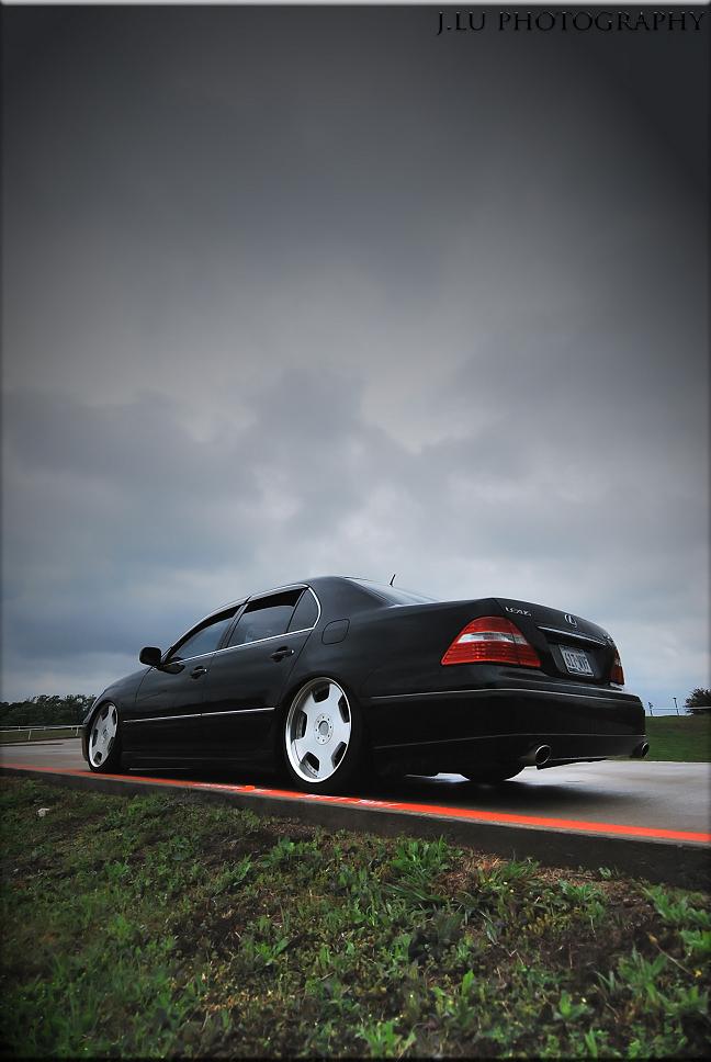 2001 Lexus LS 430 photo