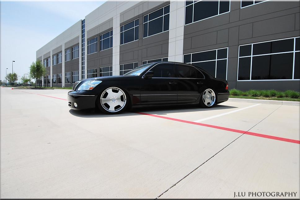 2001 Lexus LS 430 photo