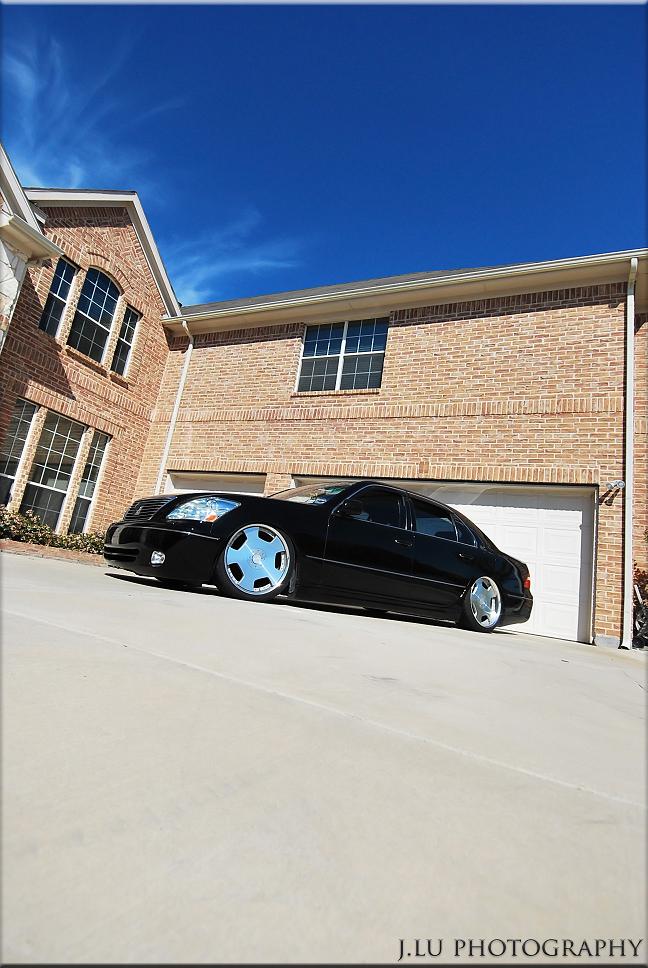 2001 Lexus LS 430 photo
