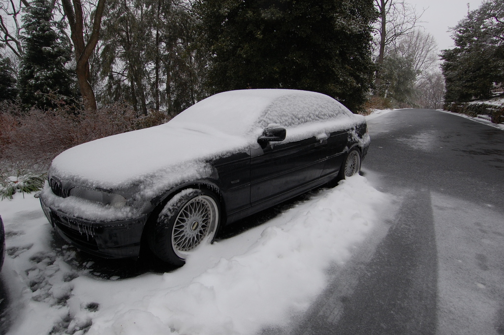 2000 BMW 330 photo