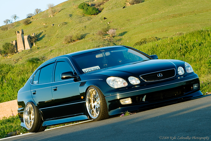 1999 Lexus GS 400 photo