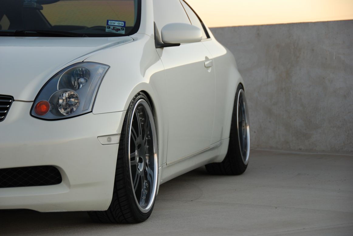 2005 Infiniti G35 photo
