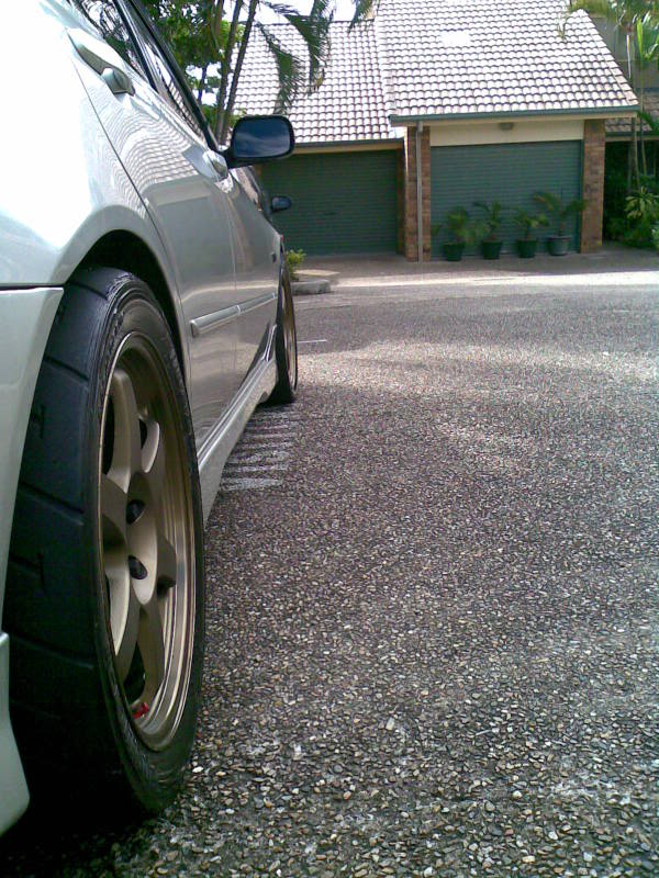 2001 Lexus IS 300 photo