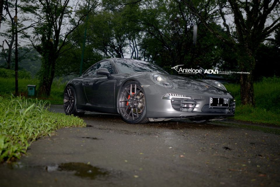 2015 Porsche 911 photo