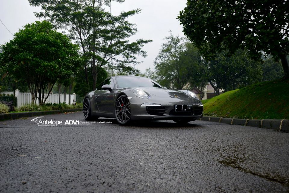 2015 Porsche 911 photo