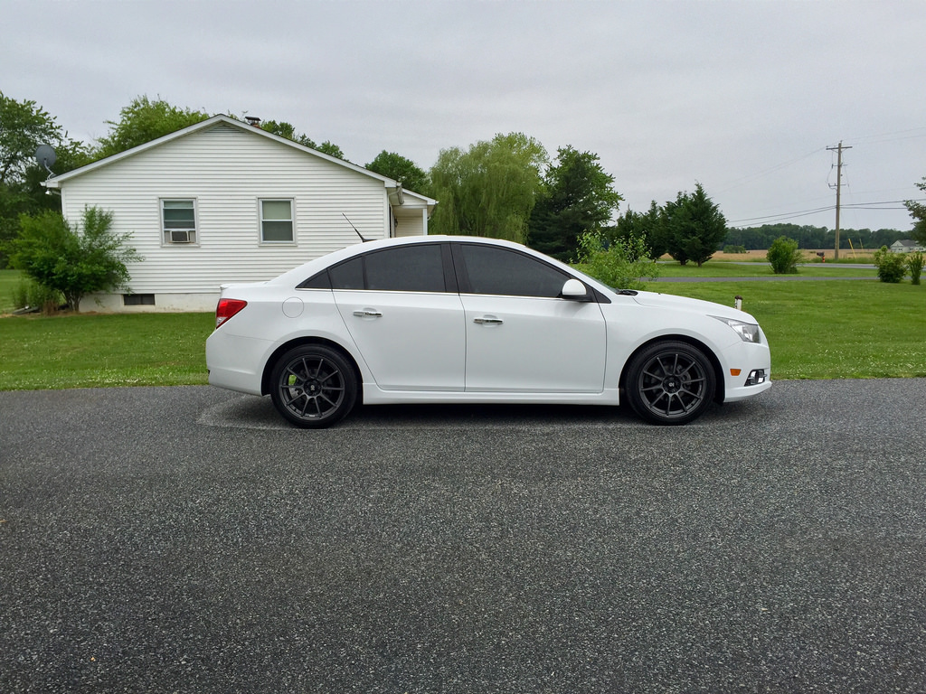 2011 Chevrolet Cruze photo