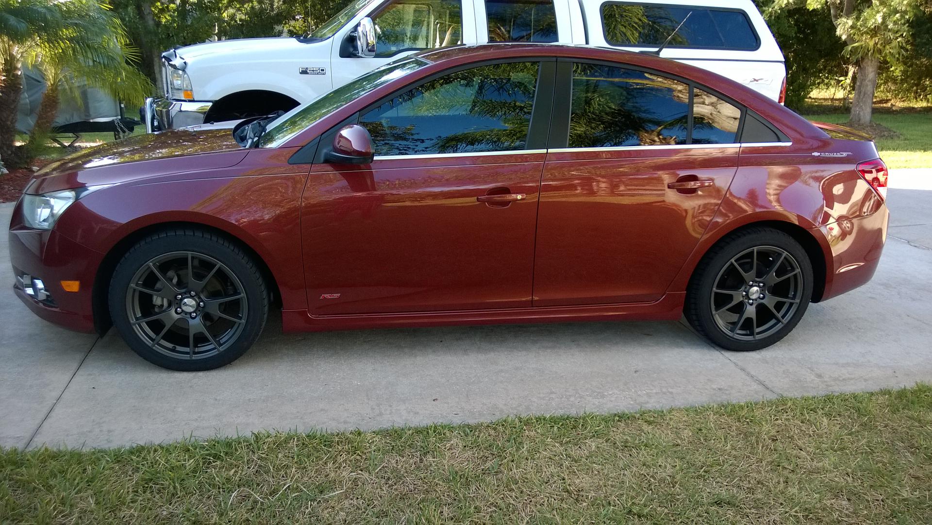 2013 Chevrolet Cruze photo