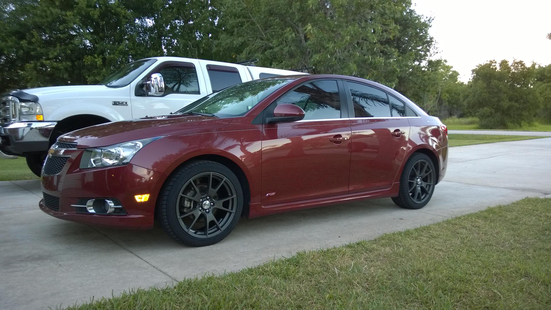 2013 Chevrolet Cruze photo