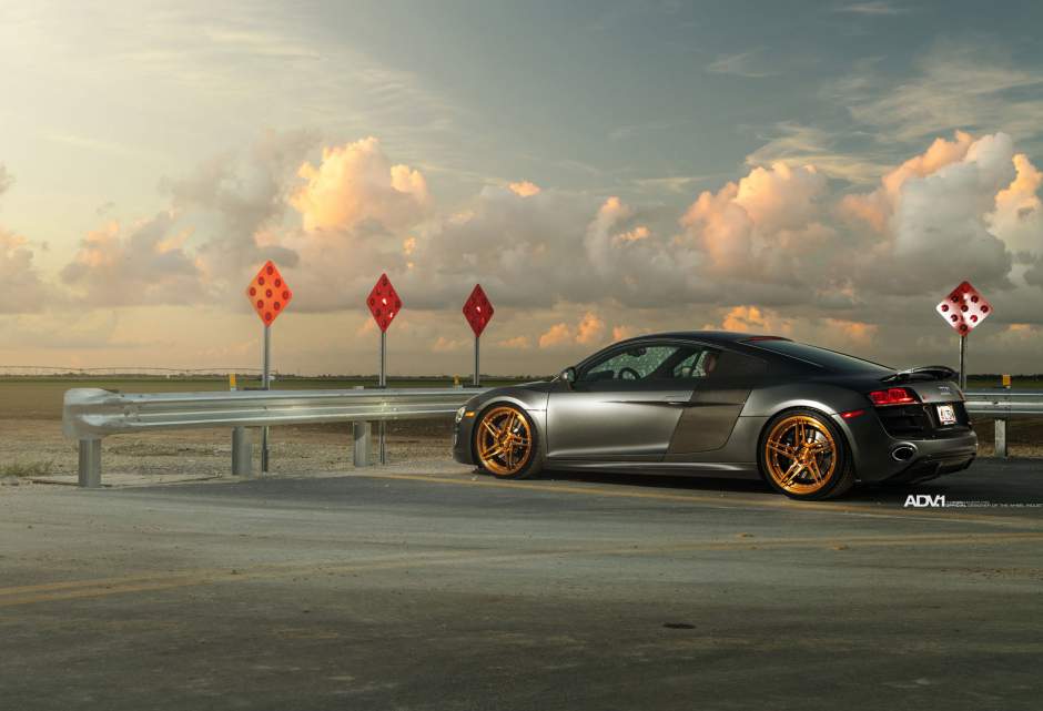 2010 Audi R8 photo