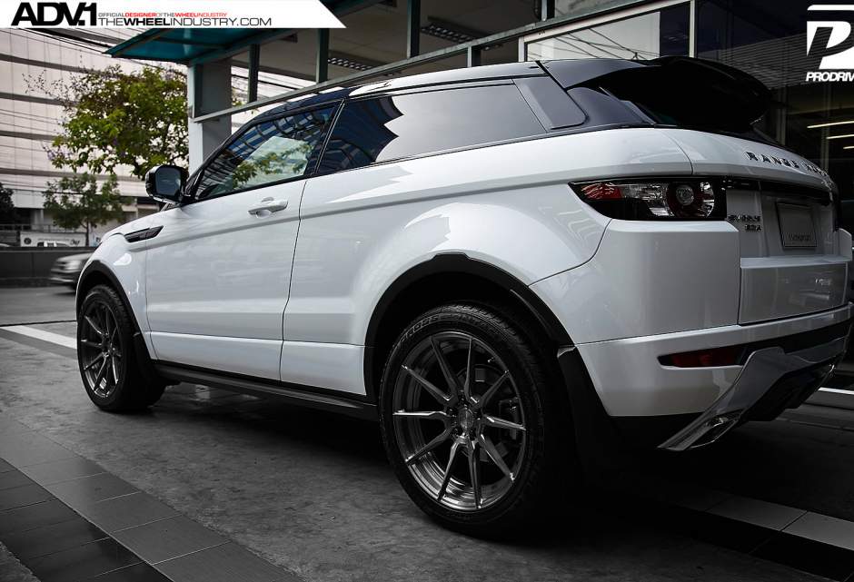 2013 Land Rover Range Rover Evoque photo