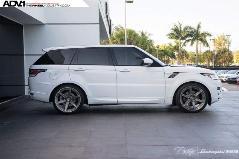 2014 Land Rover Range Rover Sport photo