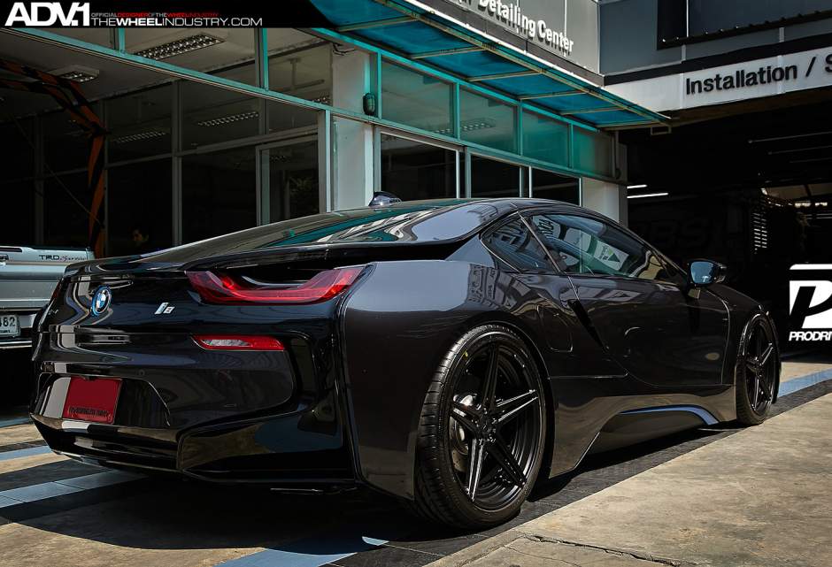 2015 BMW i8 photo