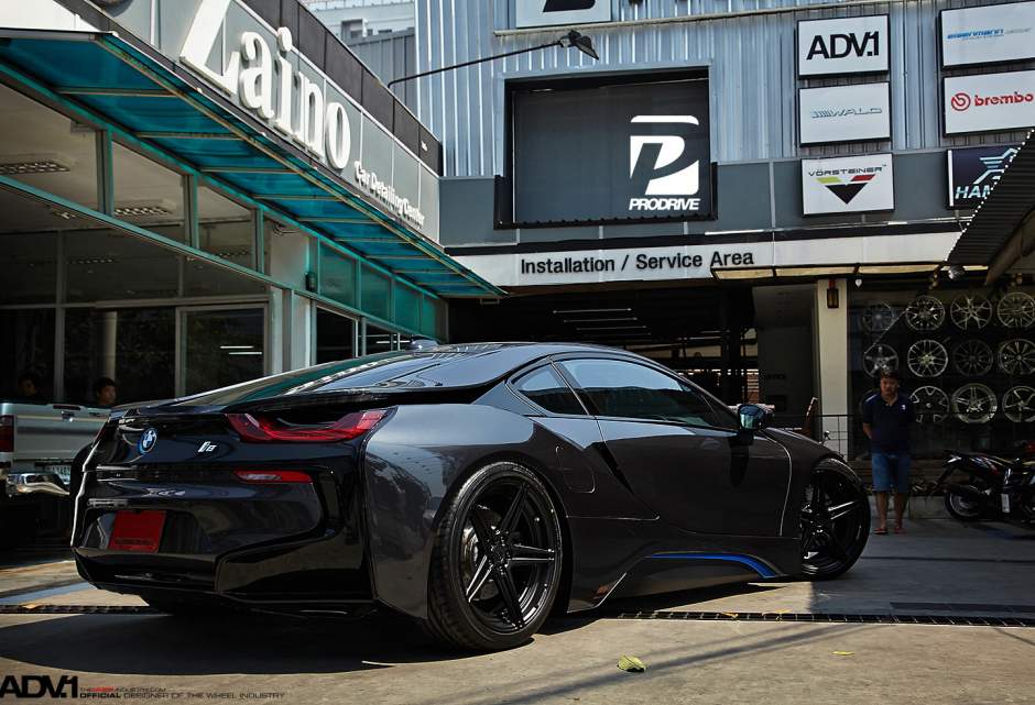 2015 BMW i8 photo