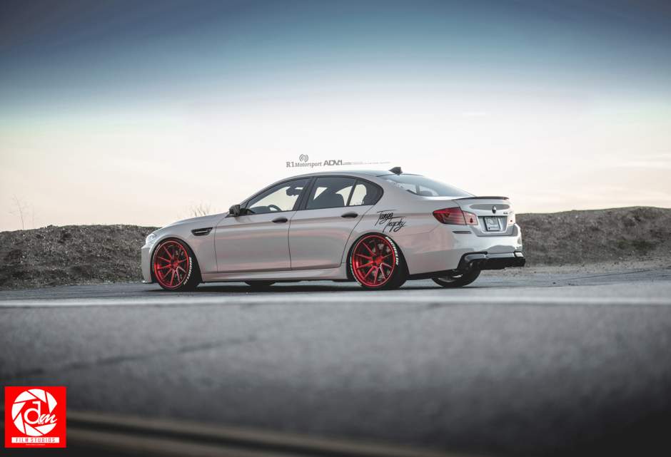 2013 BMW M5 photo