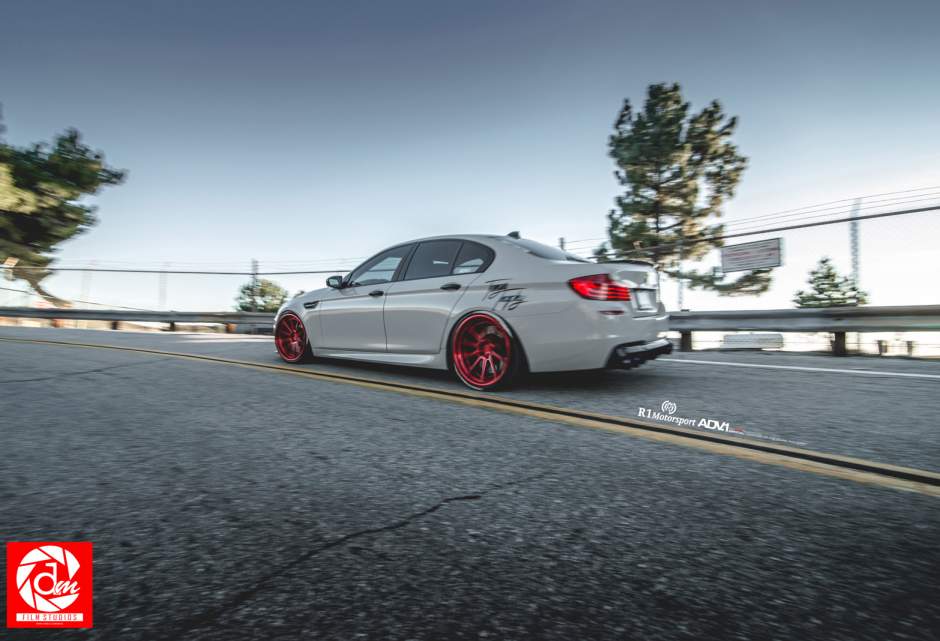 2013 BMW M5 photo