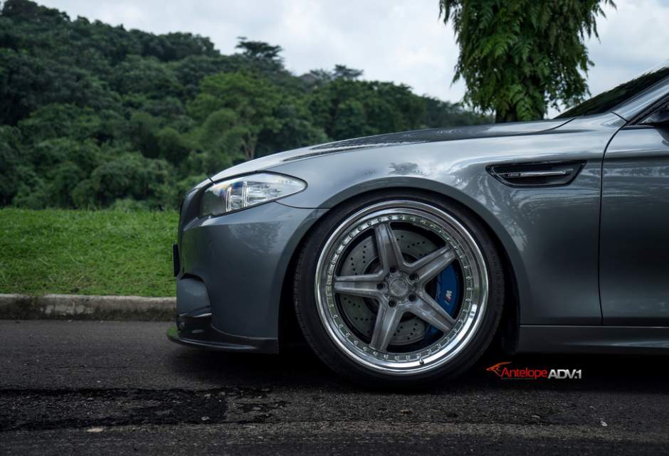 2013 BMW M5 photo