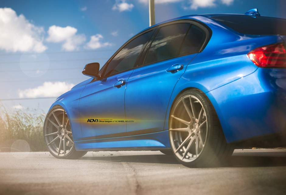 2013 BMW 335 photo