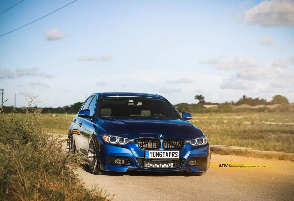 2013 BMW 335 photo
