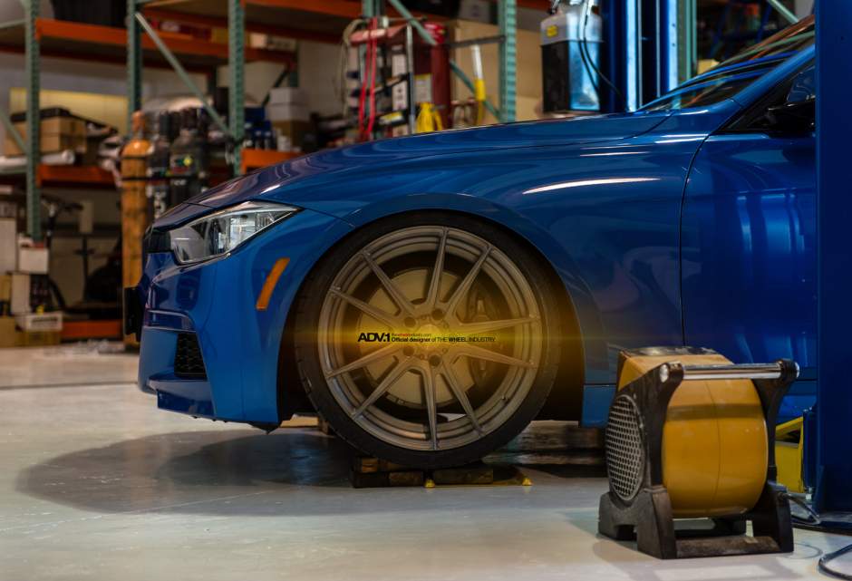 2013 BMW 335 photo