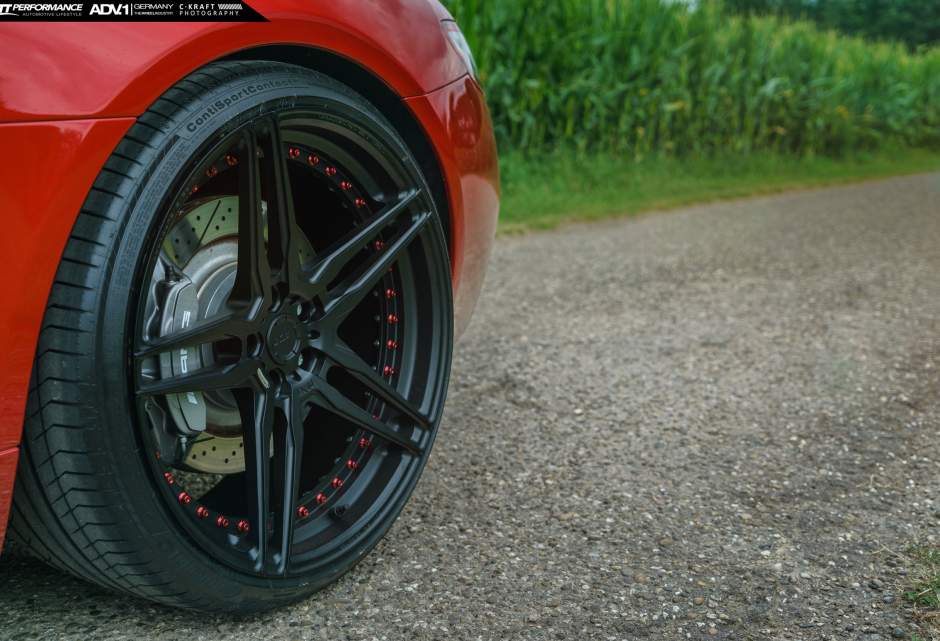 2011 Mercedes-Benz SLS AMG photo